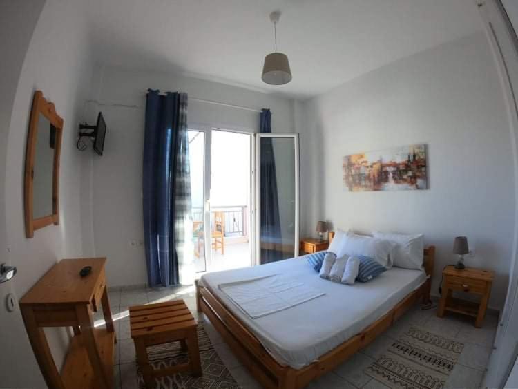 Magdalinos Apartments Néa Szkióni Kültér fotó